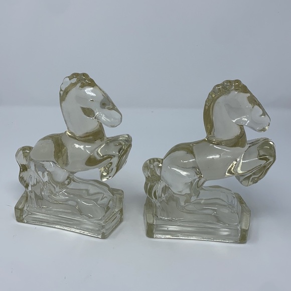 Vintage 1940s LE Smith Glass Horses Set of 2 - Picture 4 of 9